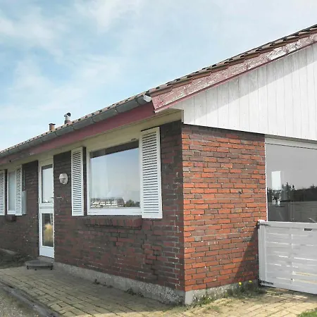 Holiday home Three-bedroom Holiday In Henne 6 *